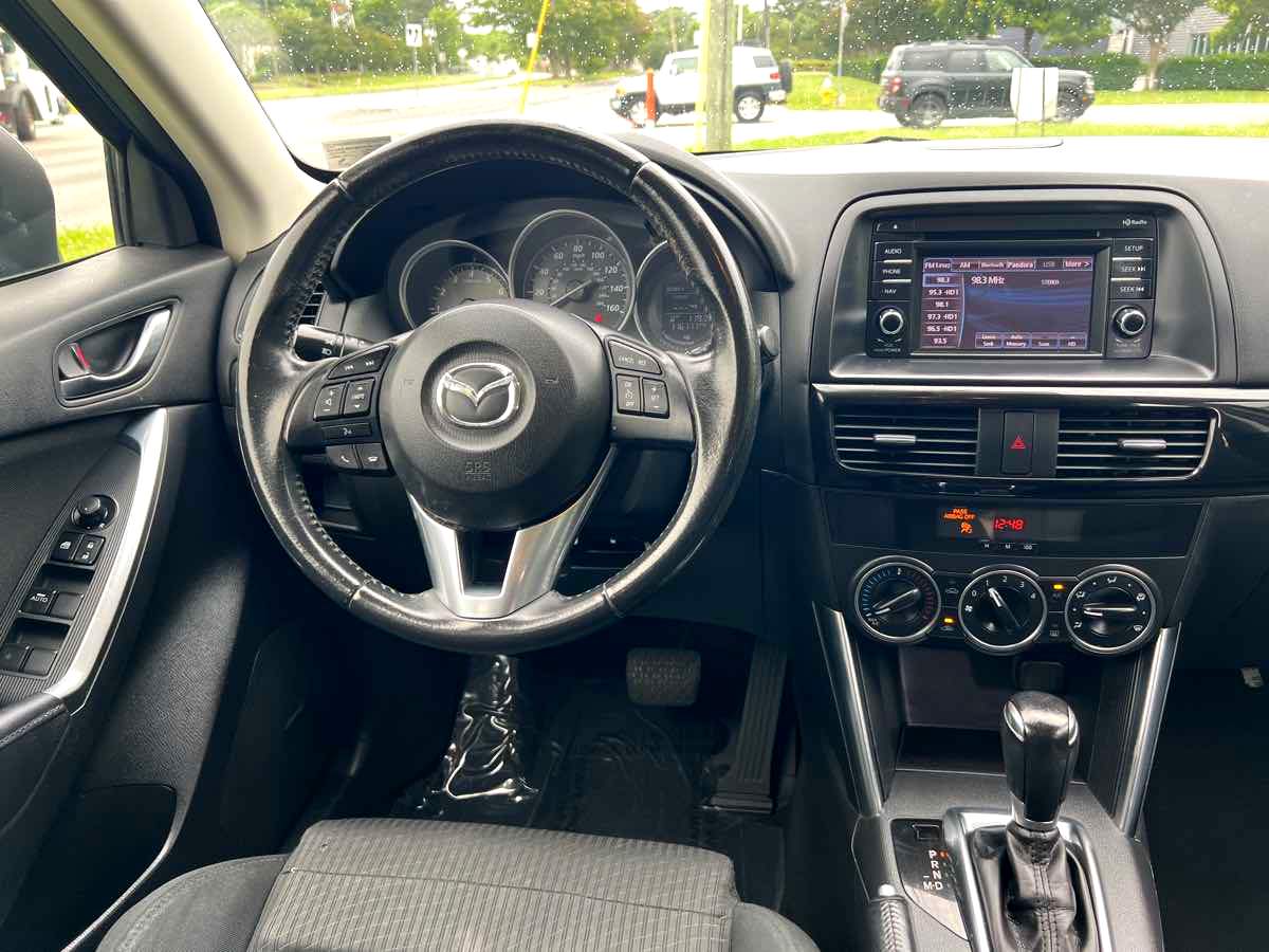 2015 Mazda CX-5 Touring photo 2