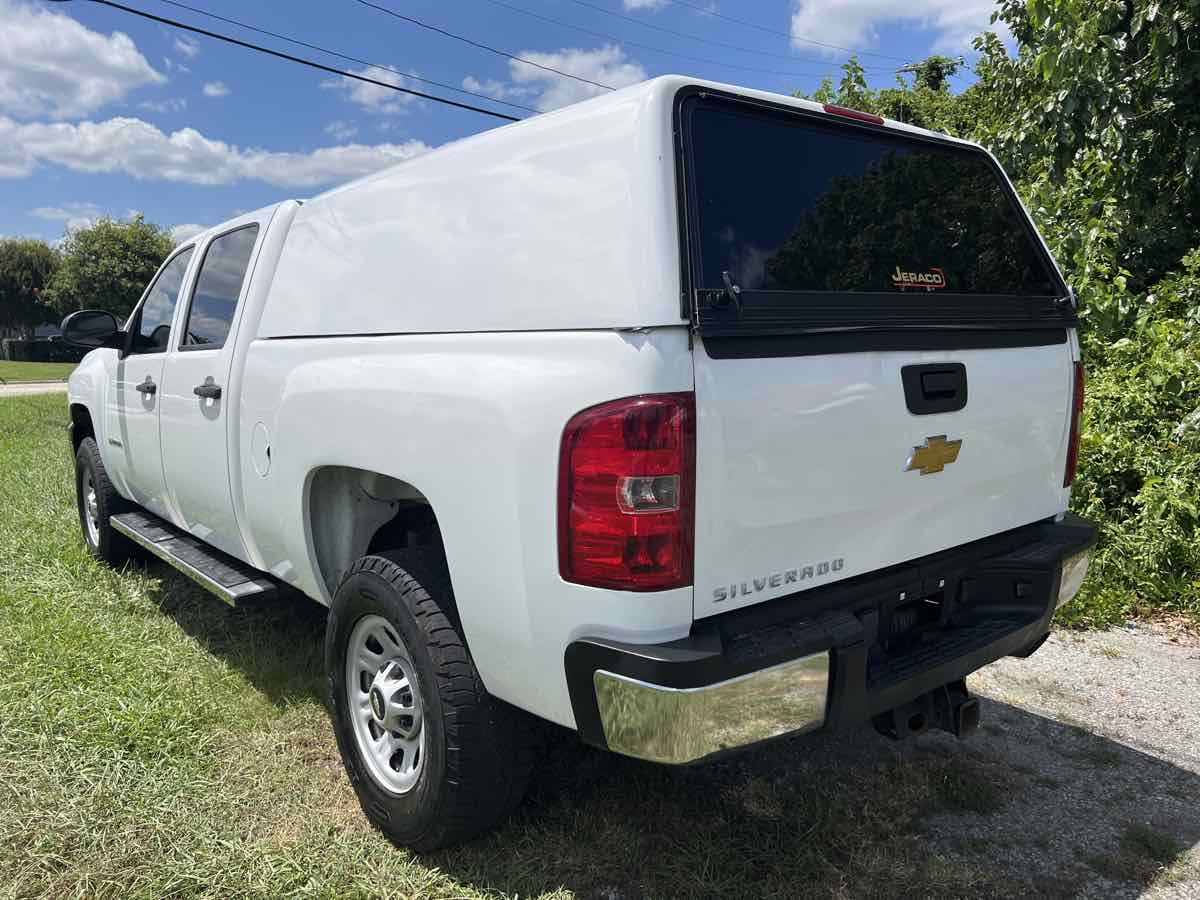 2014 Chevrolet Silverado 3500HD Work Truck photo 6