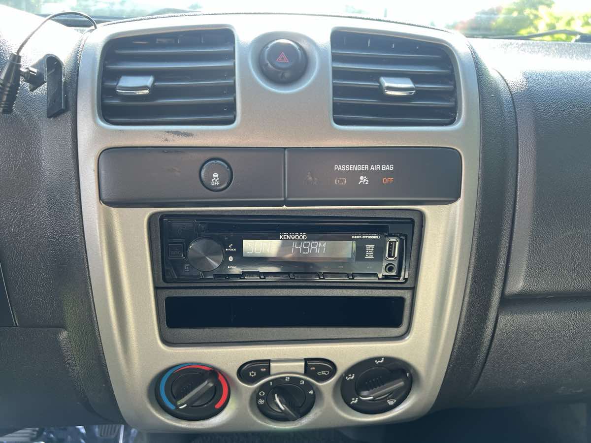 2012 Chevrolet Colorado Work Truck photo 2