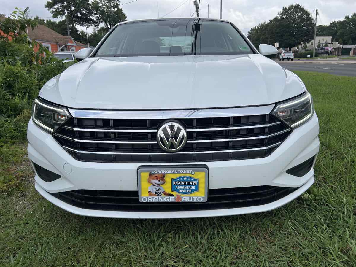 2019 Volkswagen Jetta SEL photo 5