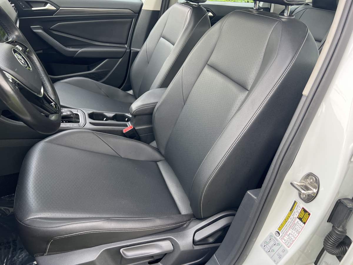 2019 Volkswagen Jetta SEL photo 8