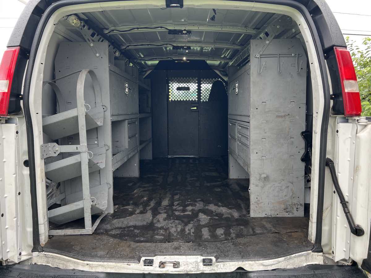 2019 Chevrolet Express Cargo Van photo 17