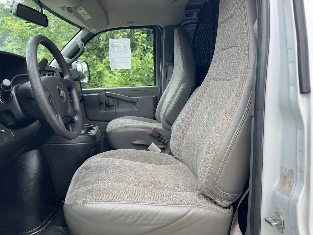 2019 Chevrolet Express Cargo Van photo 10