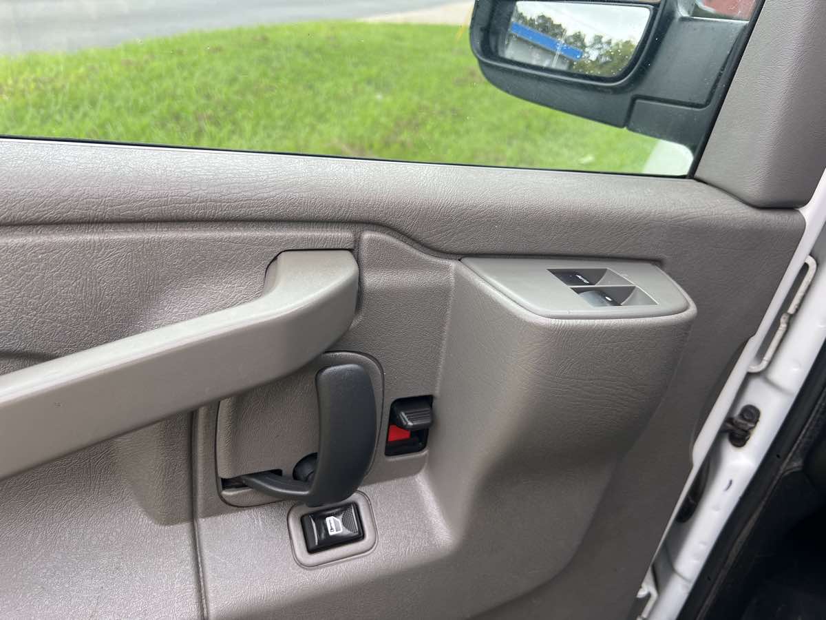 2019 Chevrolet Express Cargo Van photo 11
