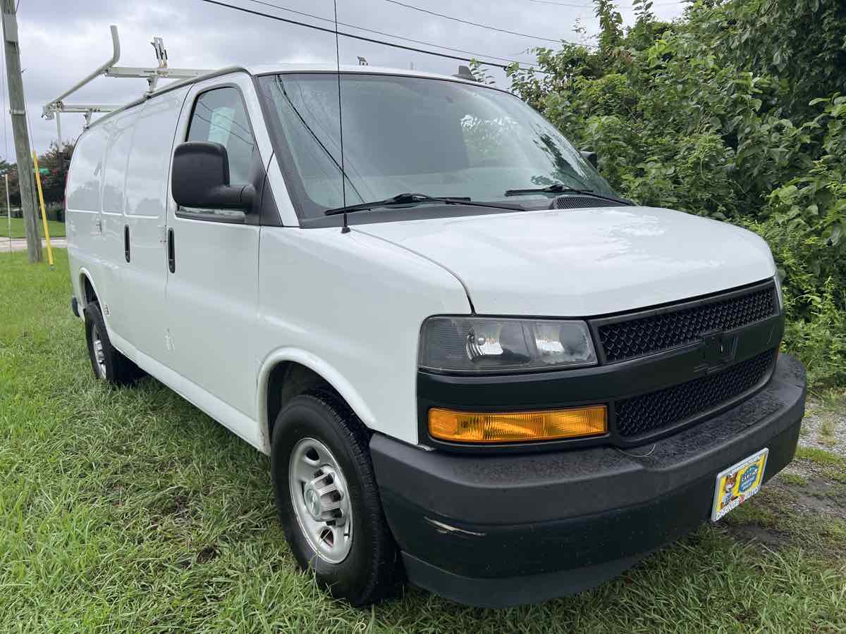 2019 Chevrolet Express Cargo Van photo 9