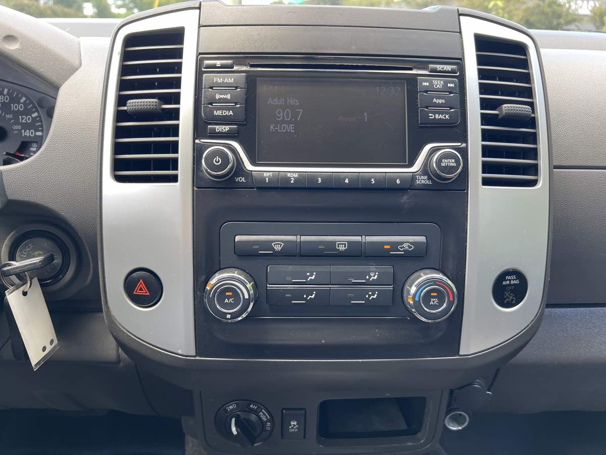 2015 Nissan Xterra S photo 6