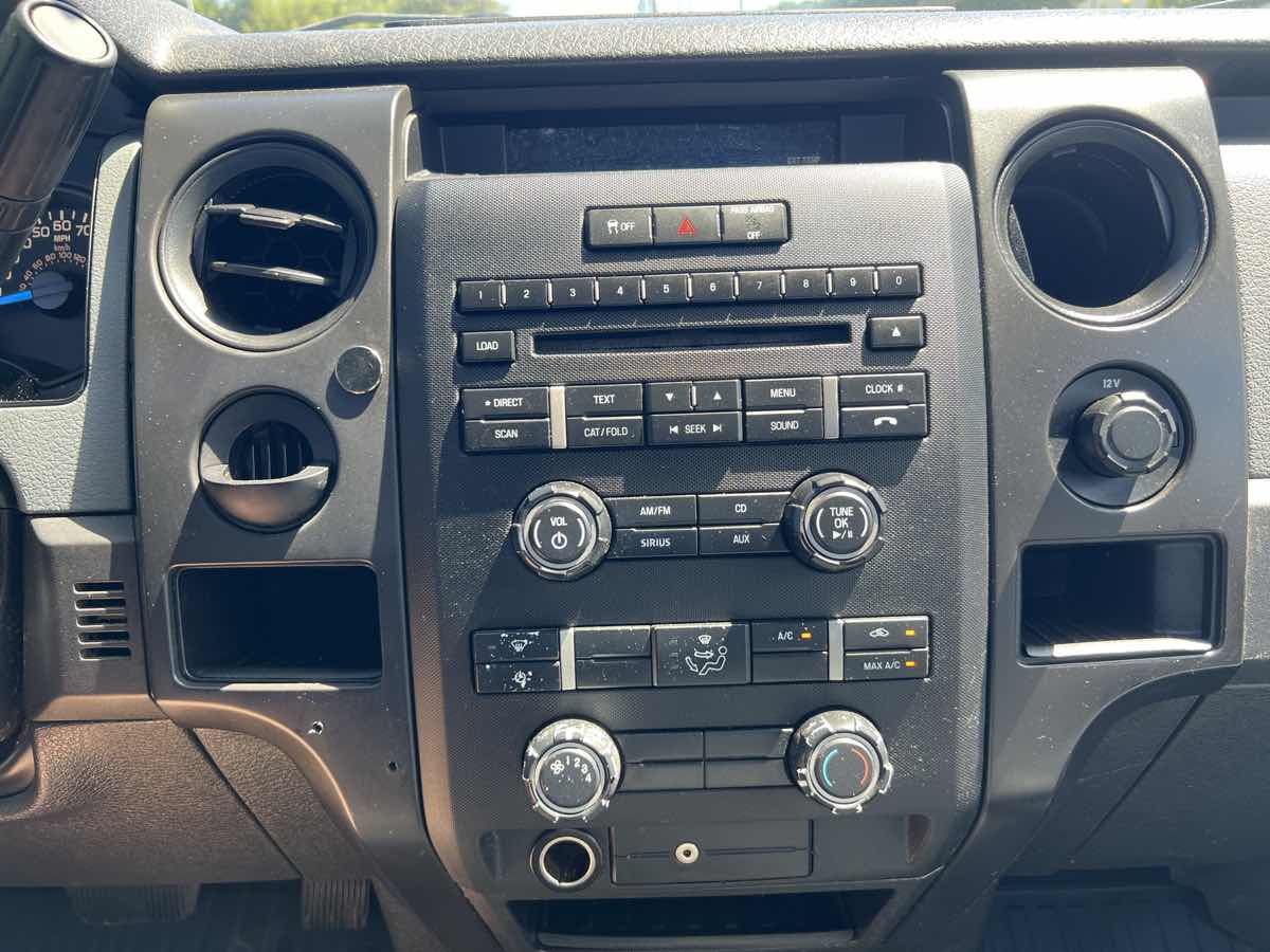 2014 Ford F-150 XL photo 6