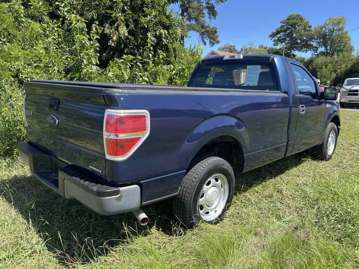 2014 Ford F-150 XL photo 13