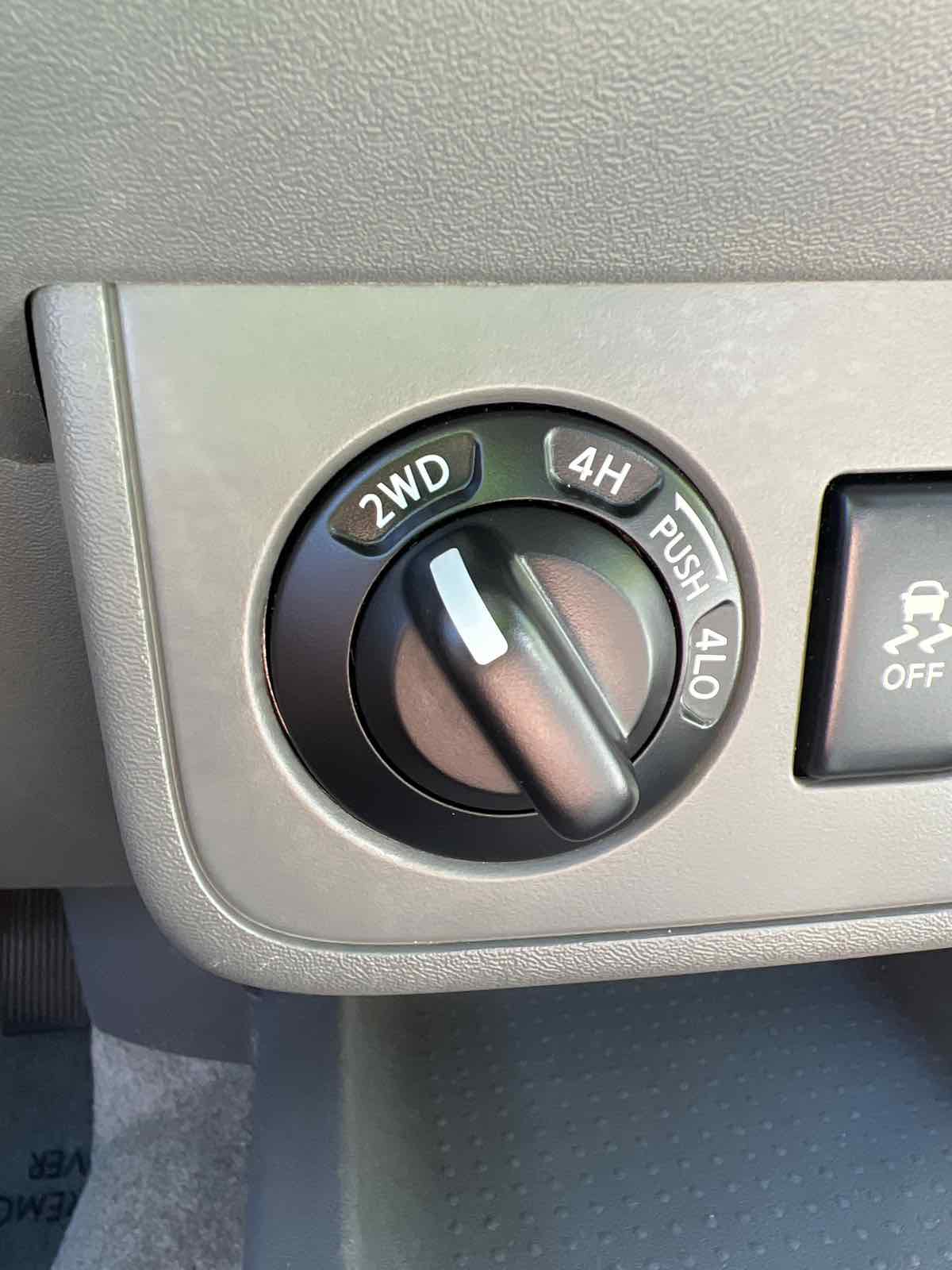 2016 Nissan Frontier S photo 4