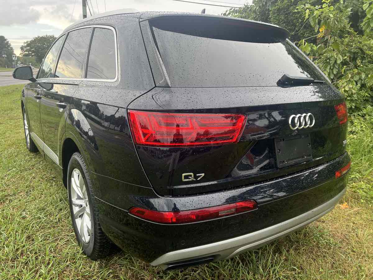 2017 Audi Q7 Premium Plus photo 3
