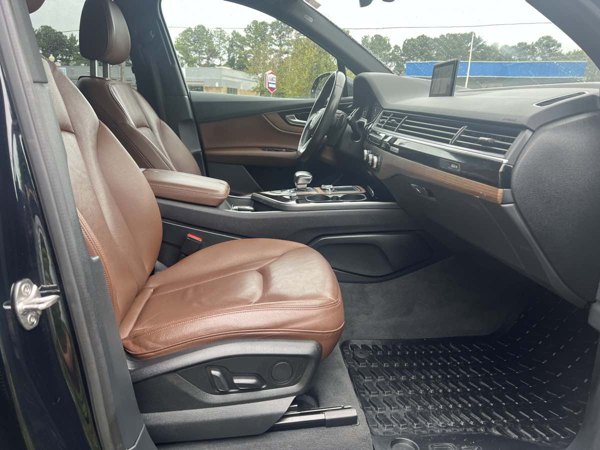 2017 Audi Q7 Premium Plus photo 9