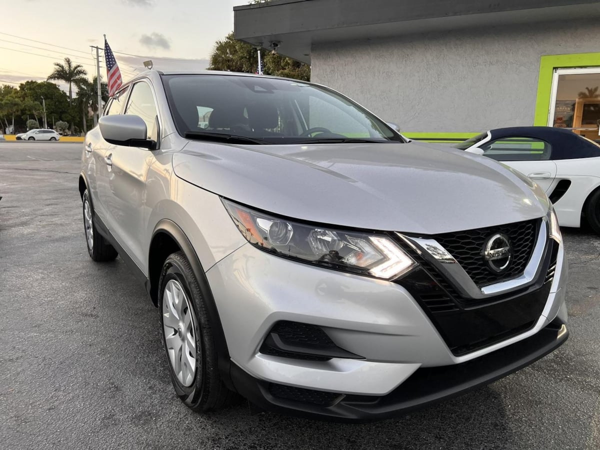 2020 Nissan Rogue Sport S