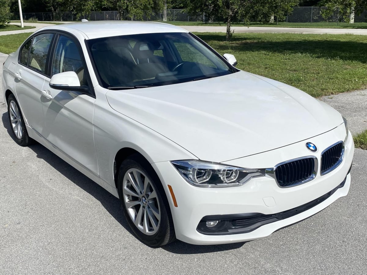 2018 BMW 3 Series 320i