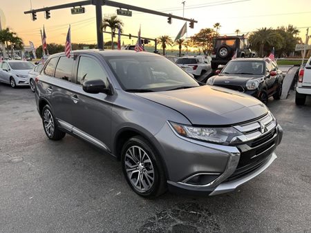 2018 Mitsubishi Outlander ES