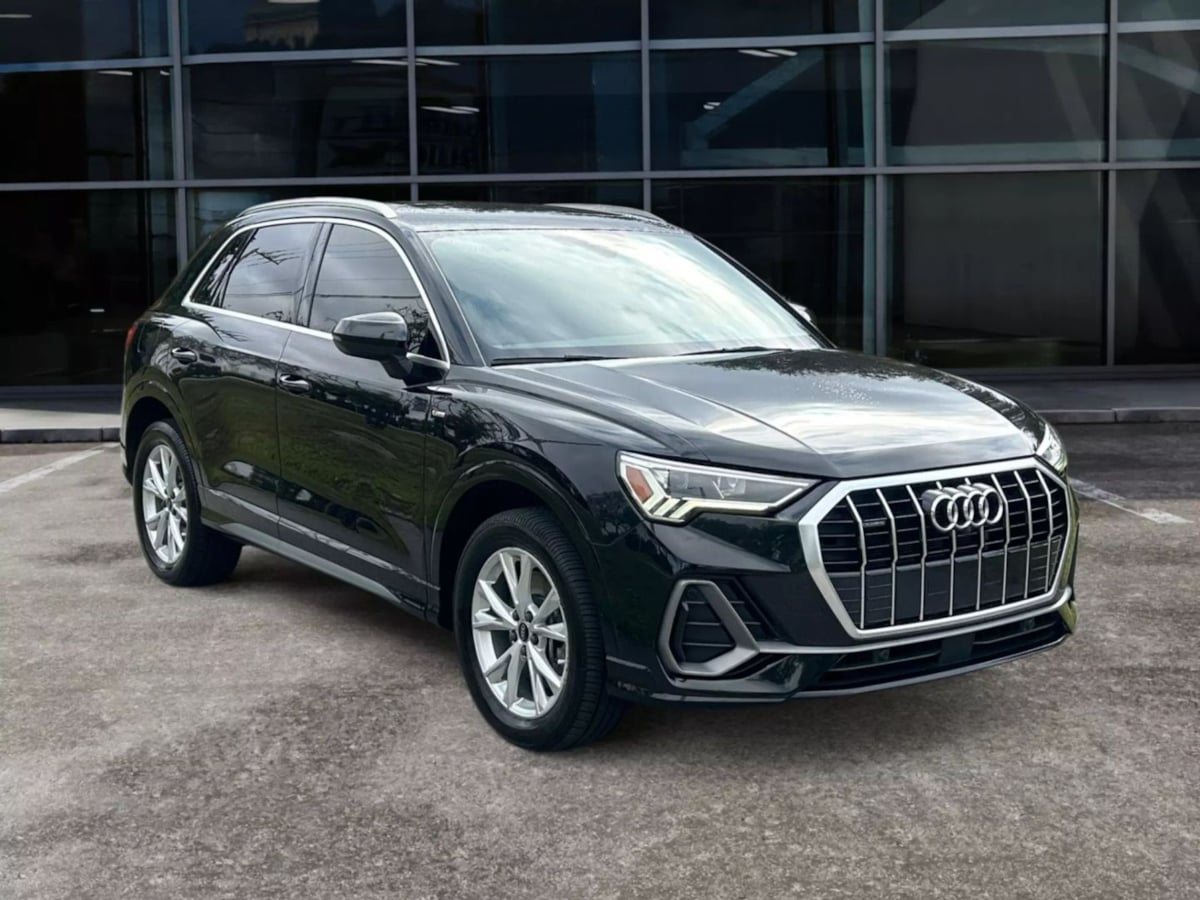 2022 Audi Q3 S line Premium Plus