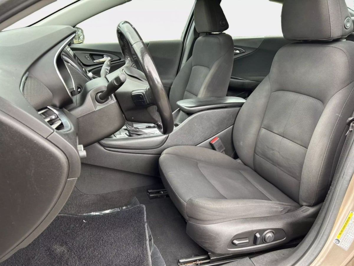 2018 Chevrolet Malibu 1LT - Photo 13