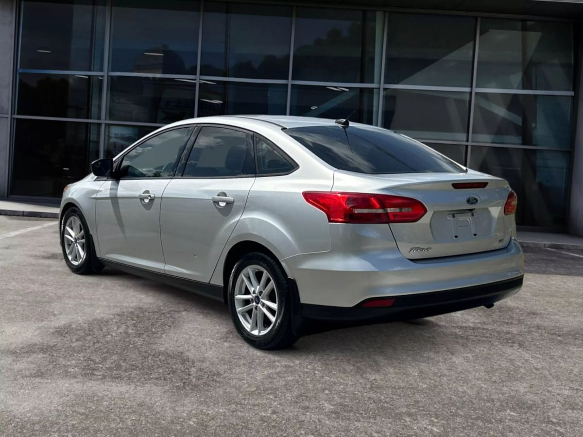 2018 Ford Focus SE - Photo 3
