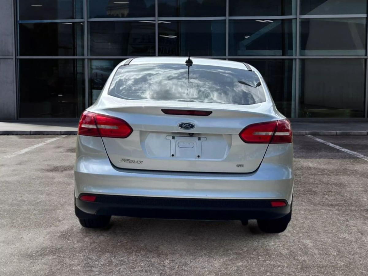 2018 Ford Focus SE - Photo 4