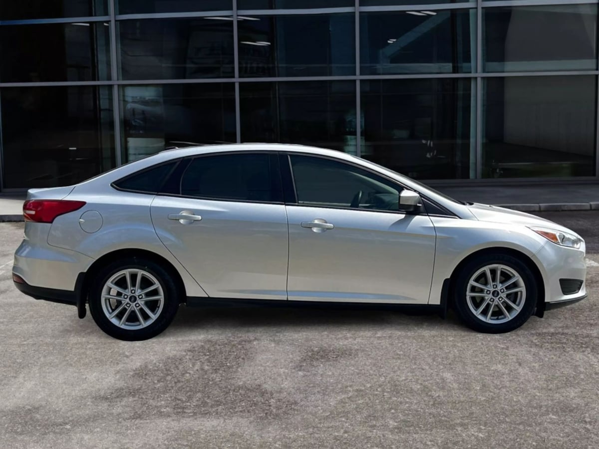 2018 Ford Focus SE - Photo 6