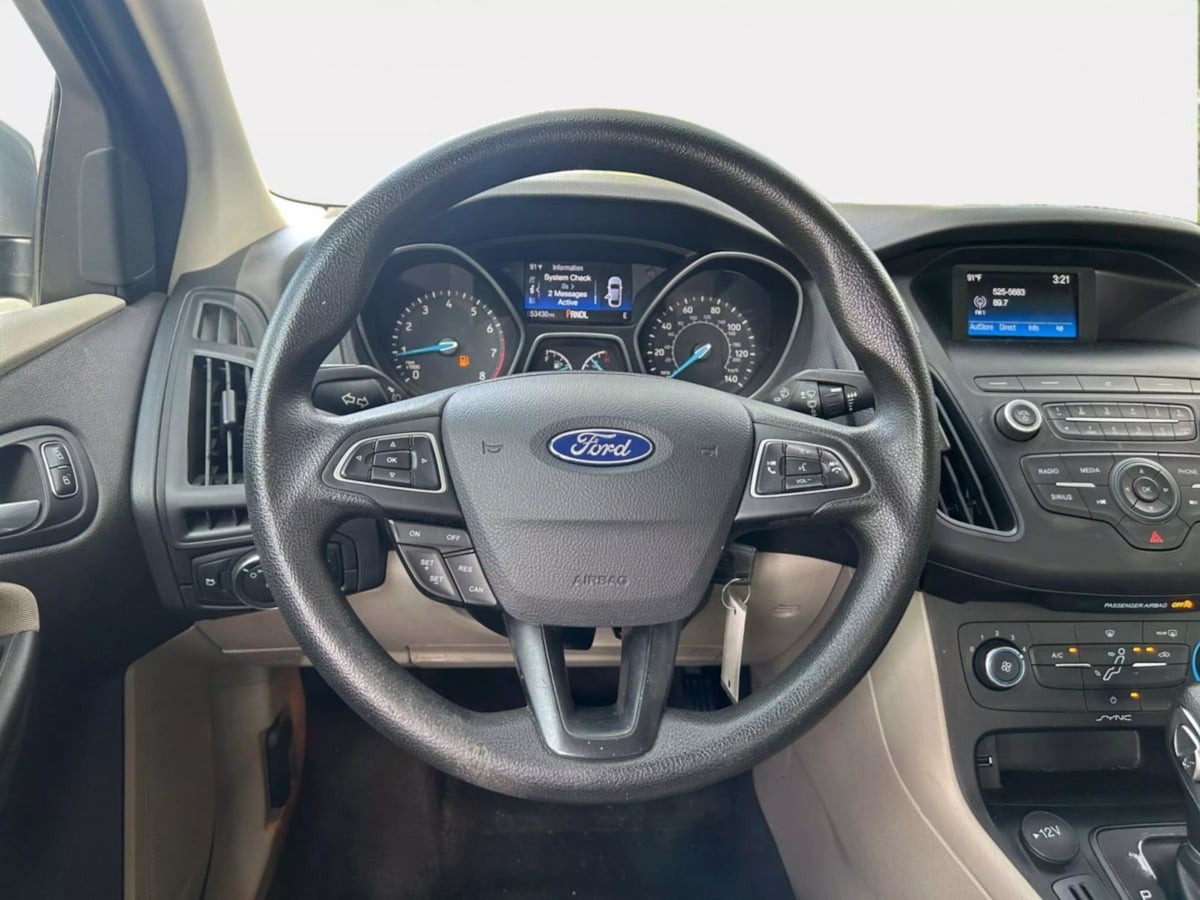 2018 Ford Focus SE - Photo 12