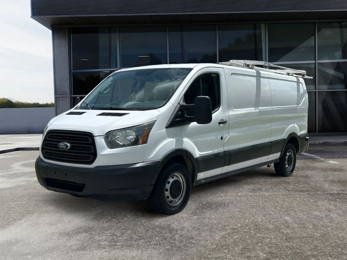 2015 Ford Transit Base - Photo 2