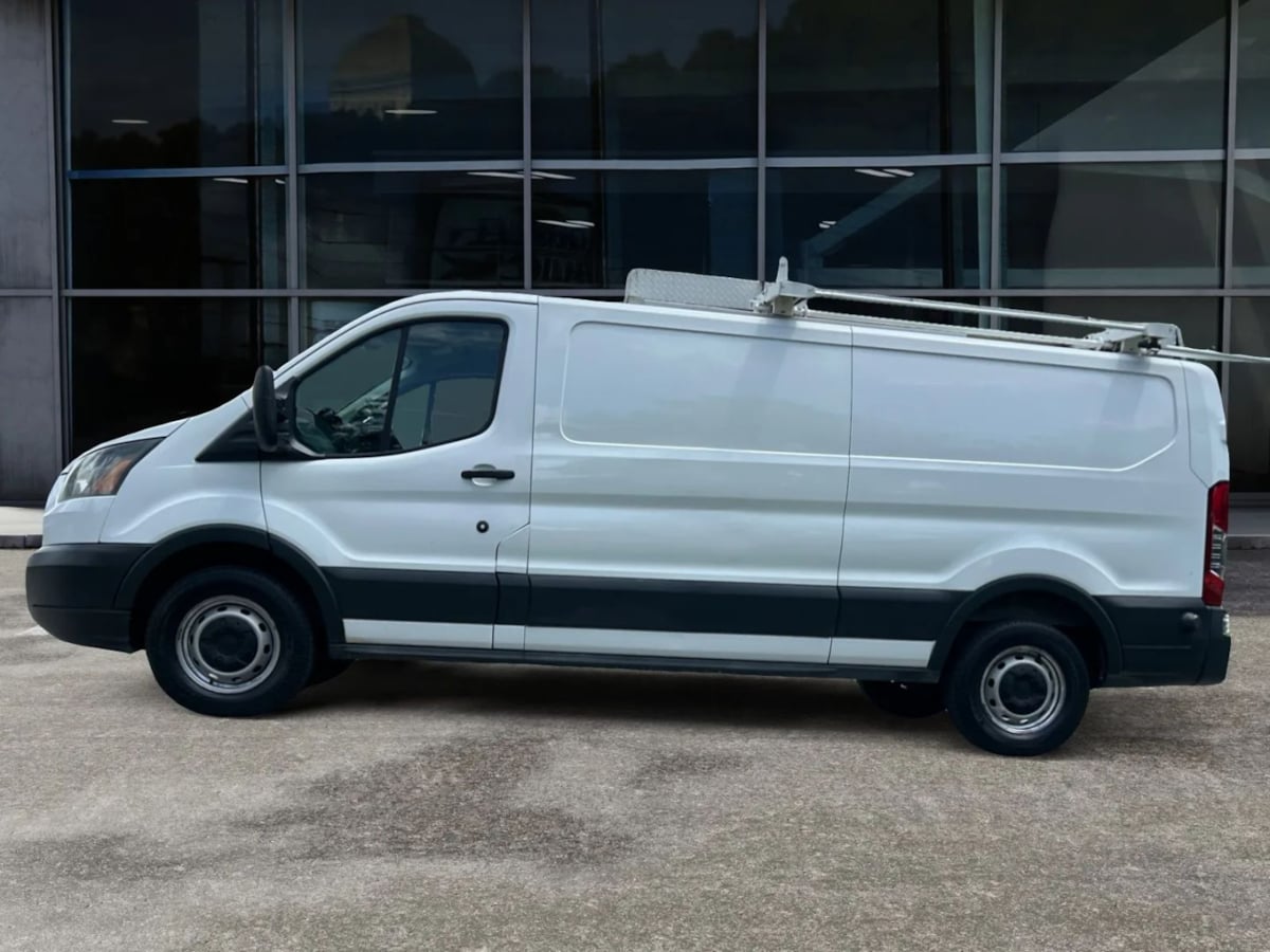 2015 Ford Transit Base - Photo 3