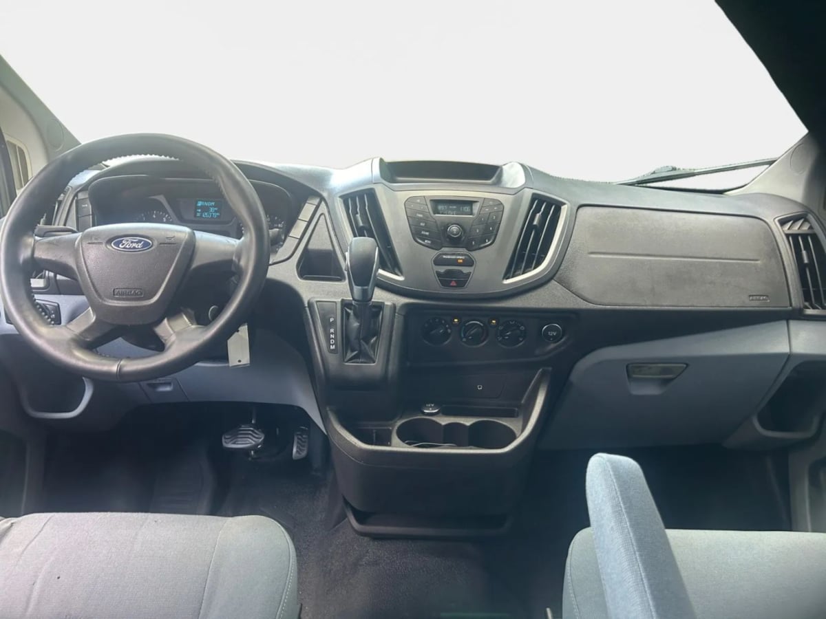 2015 Ford Transit Base - Photo 10