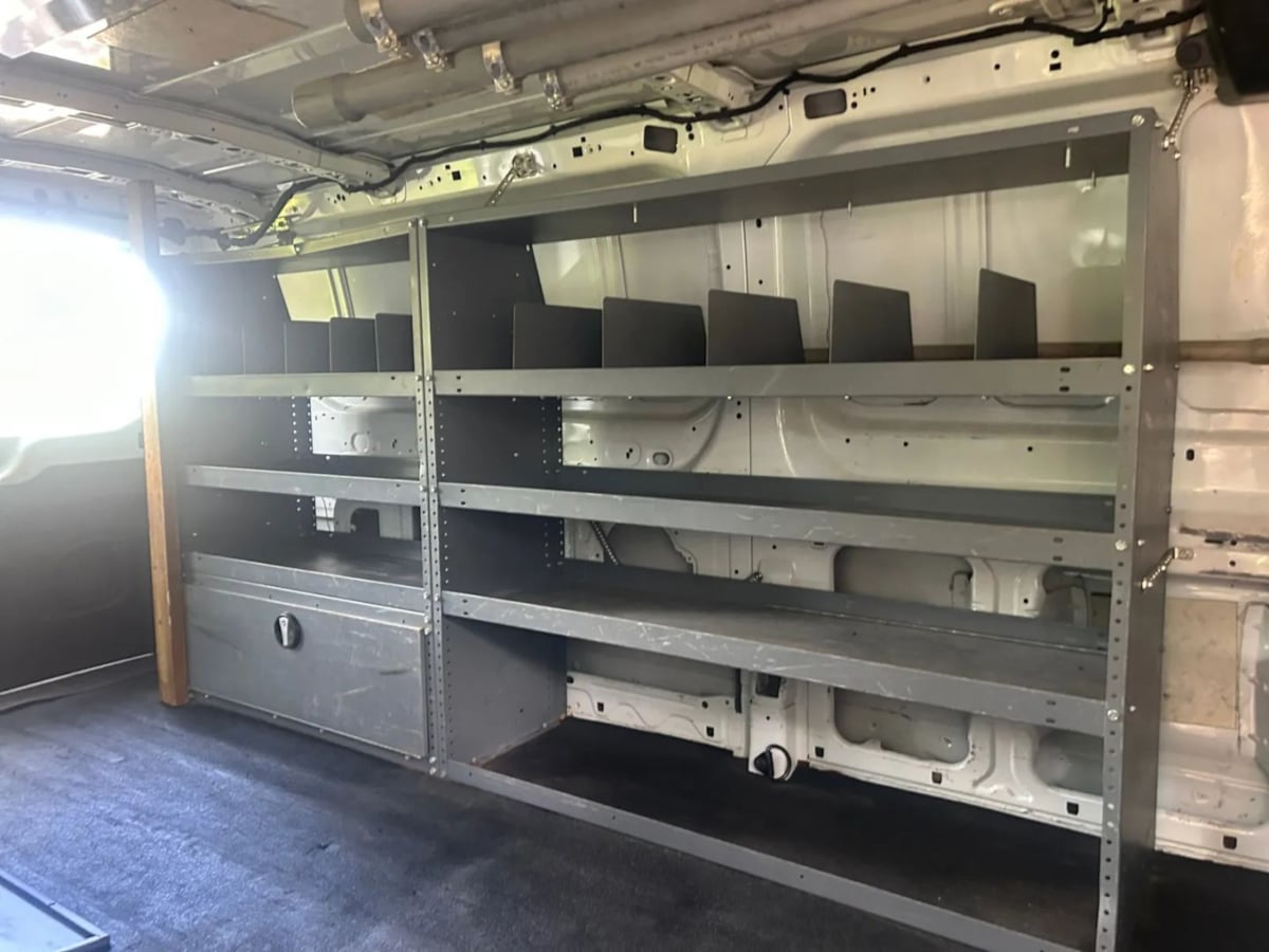 2015 Ford Transit Base - Photo 16