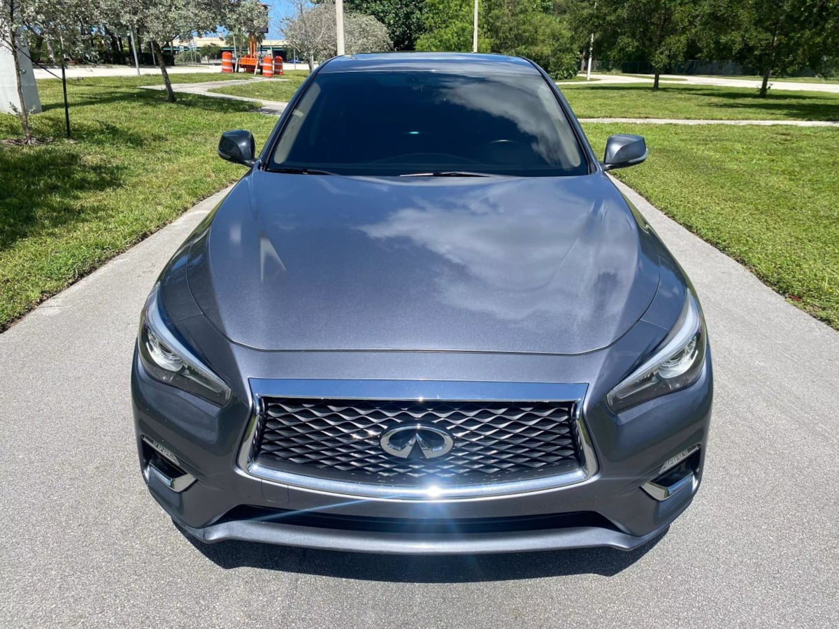2018 INFINITI Q50 LUXE - Photo 2