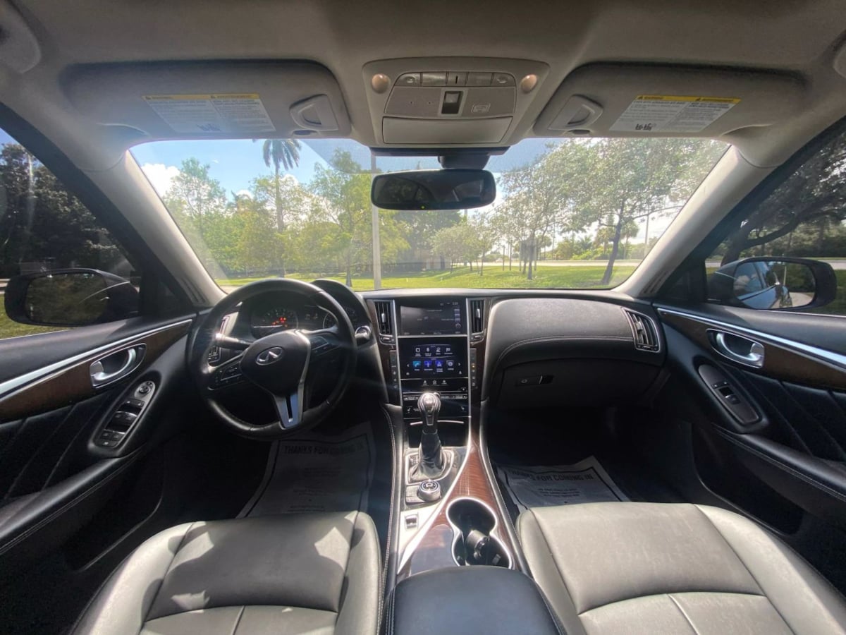 2018 INFINITI Q50 LUXE - Photo 9