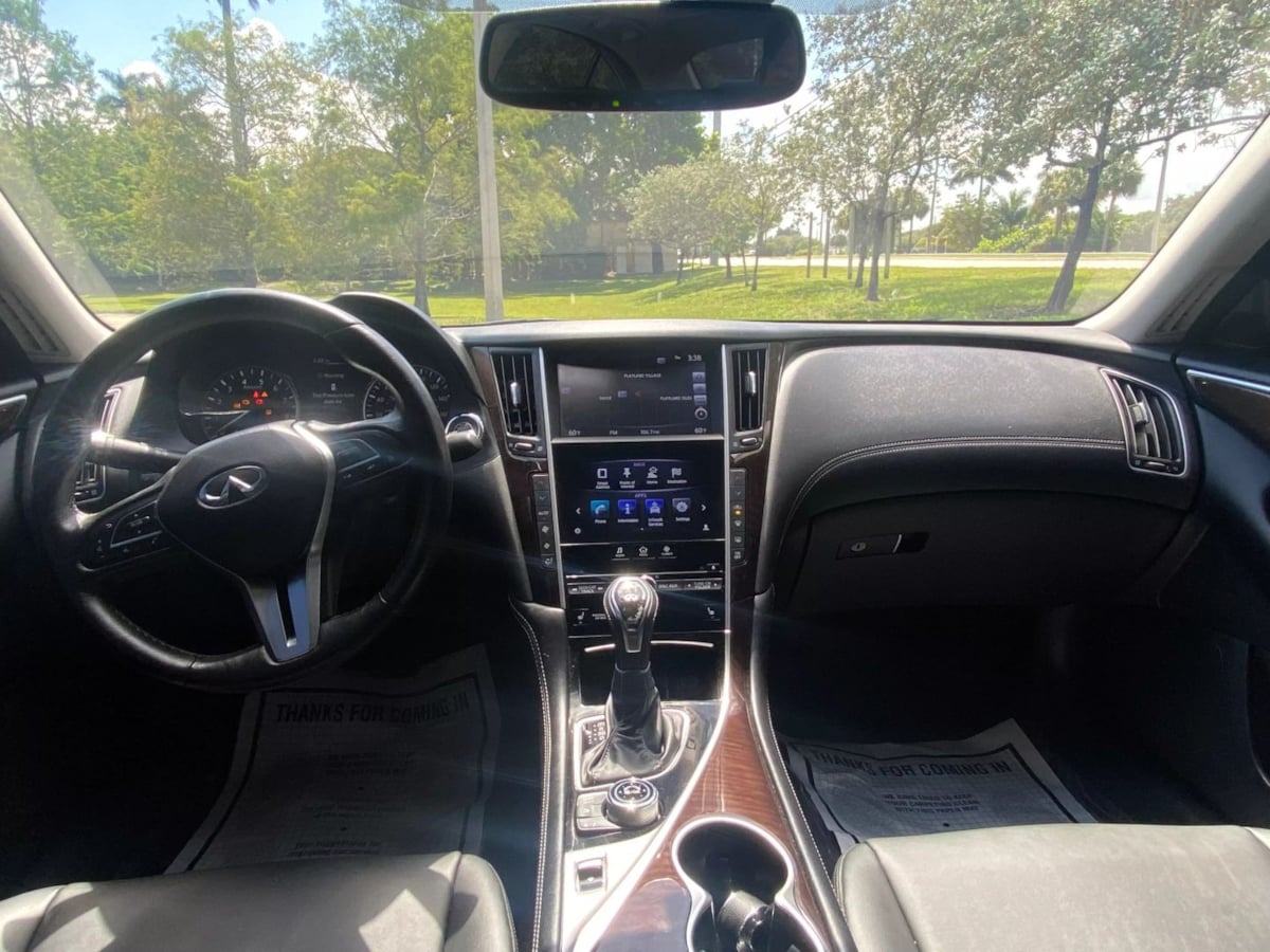 2018 INFINITI Q50 LUXE - Photo 10