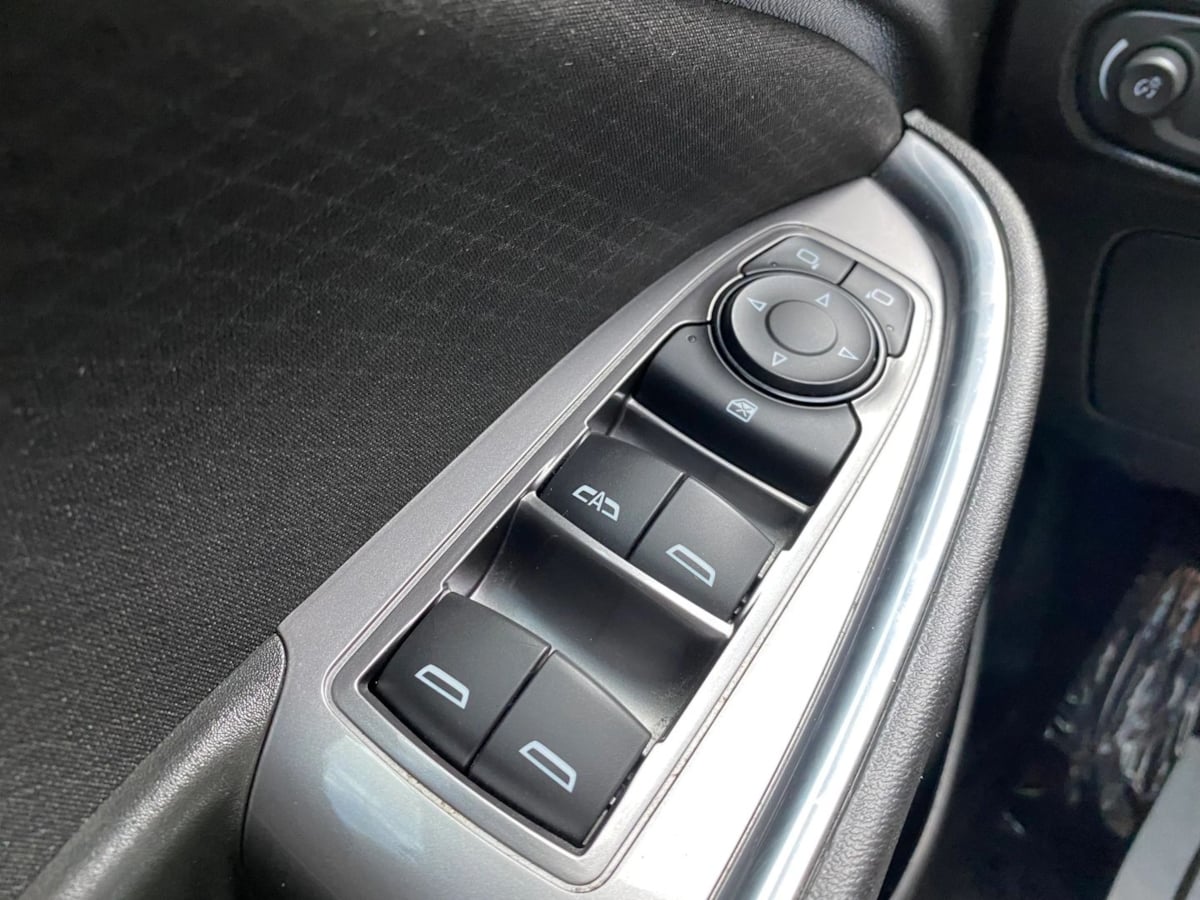 2020 Chevrolet Malibu 1LT - Photo 25