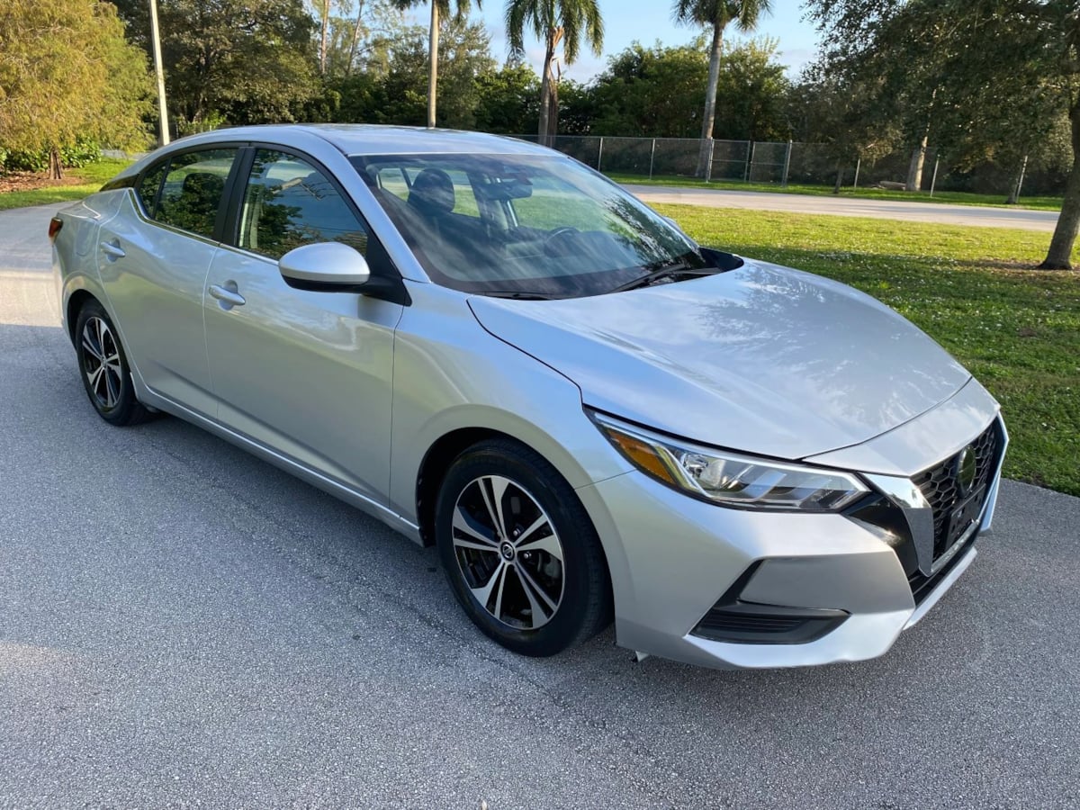 2021 Nissan Sentra SV CVT's photo