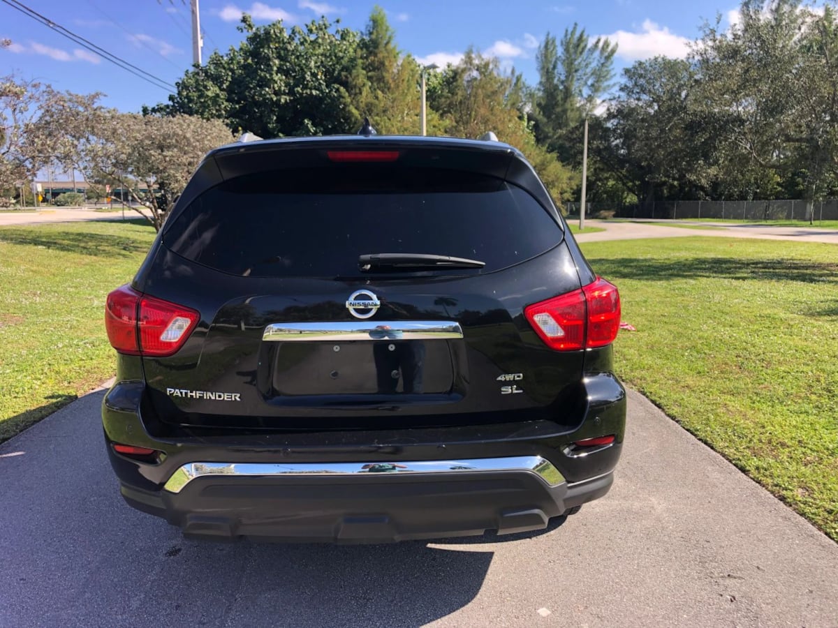 2020 Nissan Pathfinder SL - Photo 6