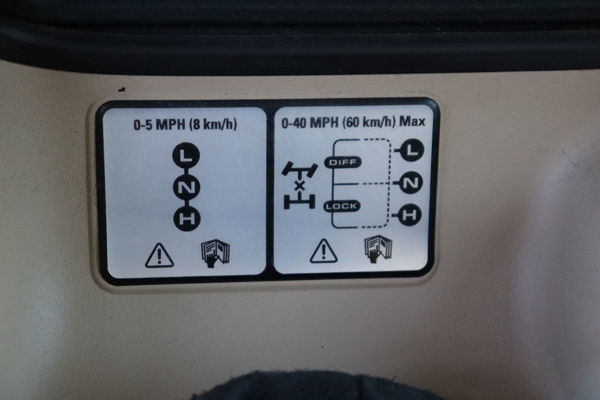 2004 Land Rover Discovery SE photo 25
