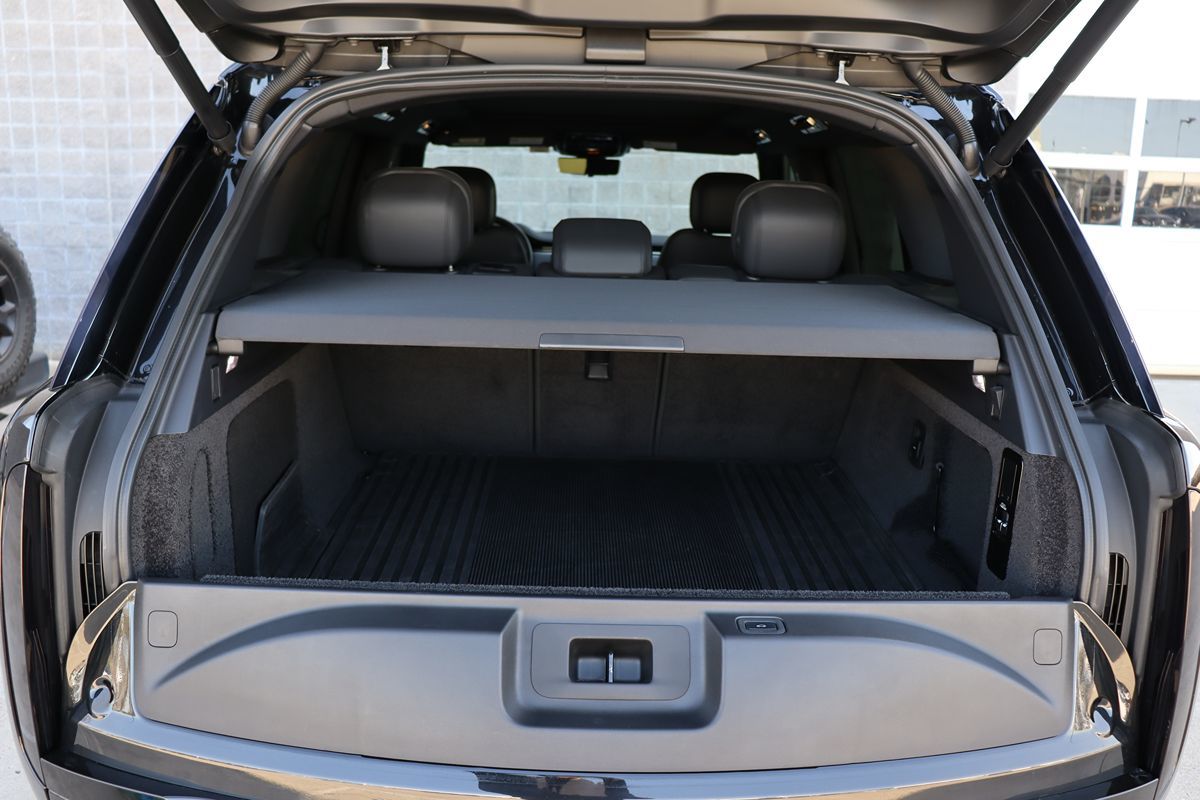 2023 Land Rover Range Rover SE photo 51