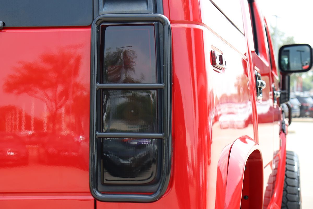 2004 Hummer H2 Luxury photo 13