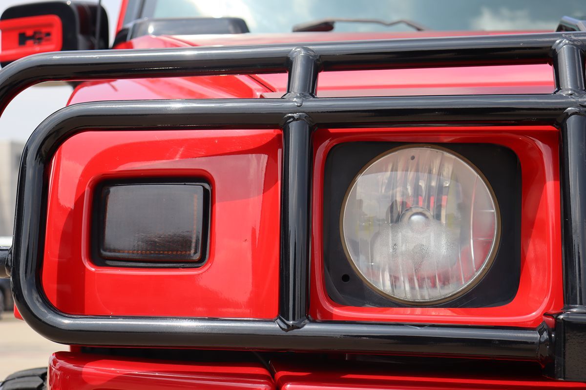 2004 Hummer H2 Luxury photo 5