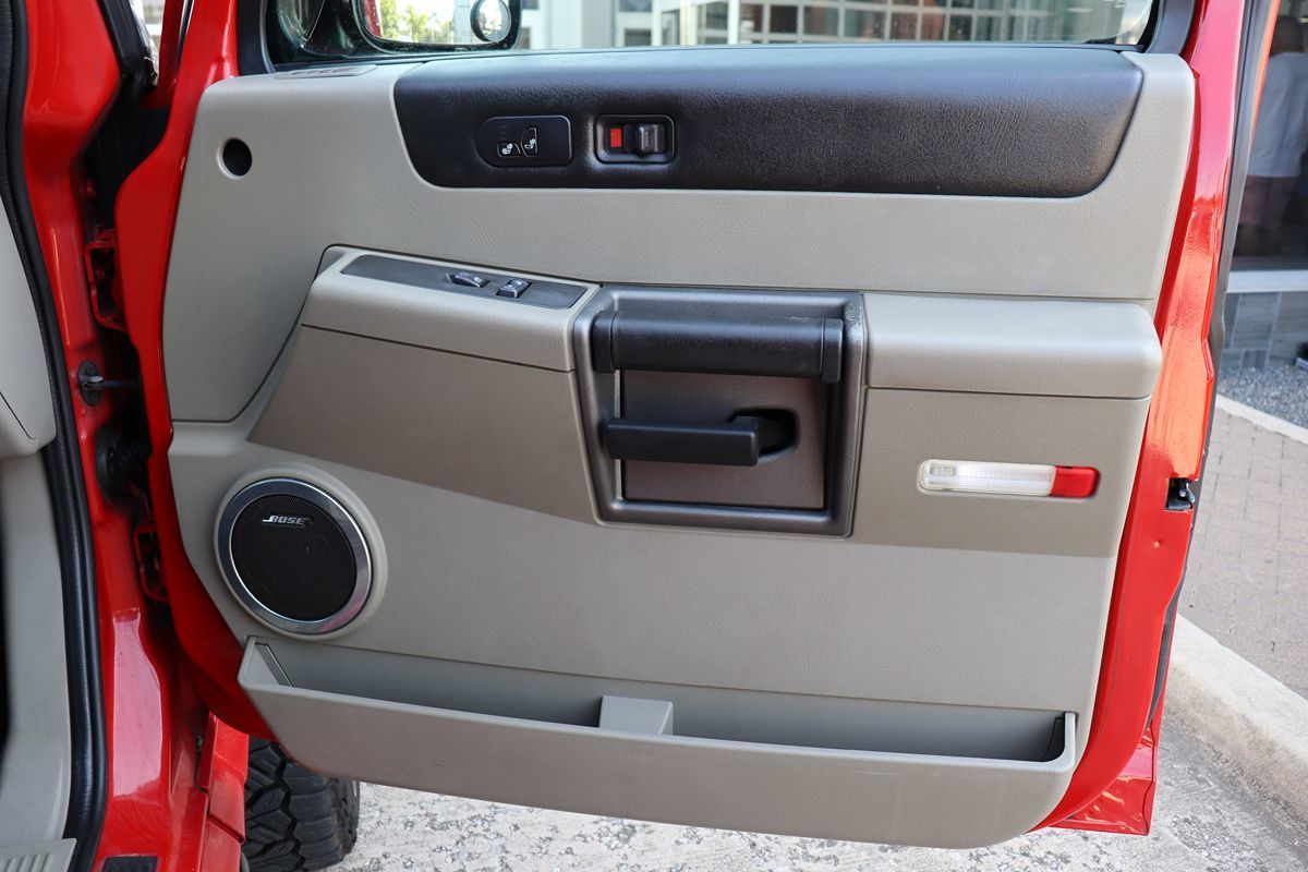 2004 Hummer H2 Luxury photo 49