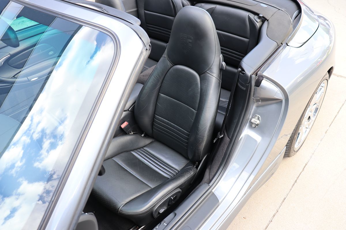 2002 Porsche 911 photo 32