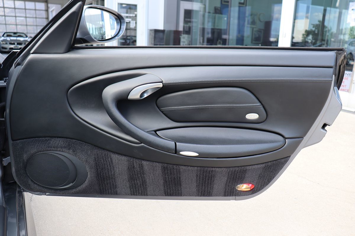 2002 Porsche 911 photo 37