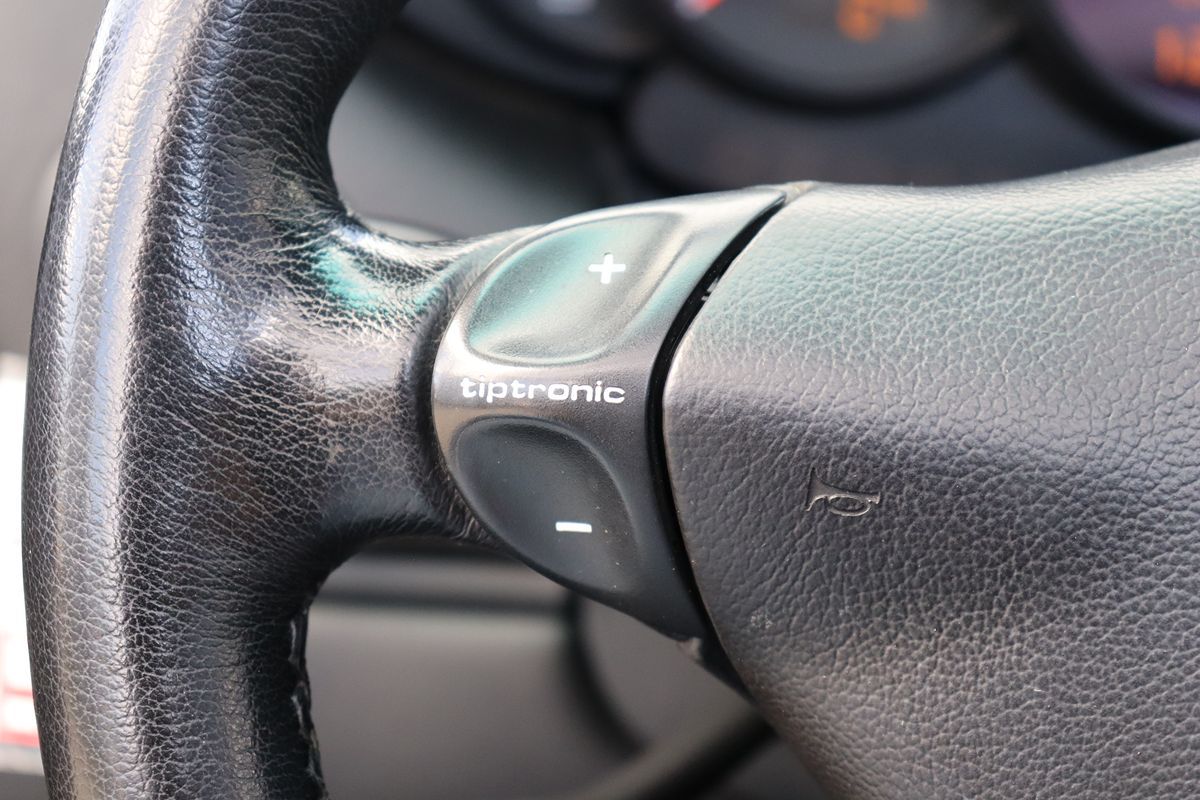 2002 Porsche 911 photo 22