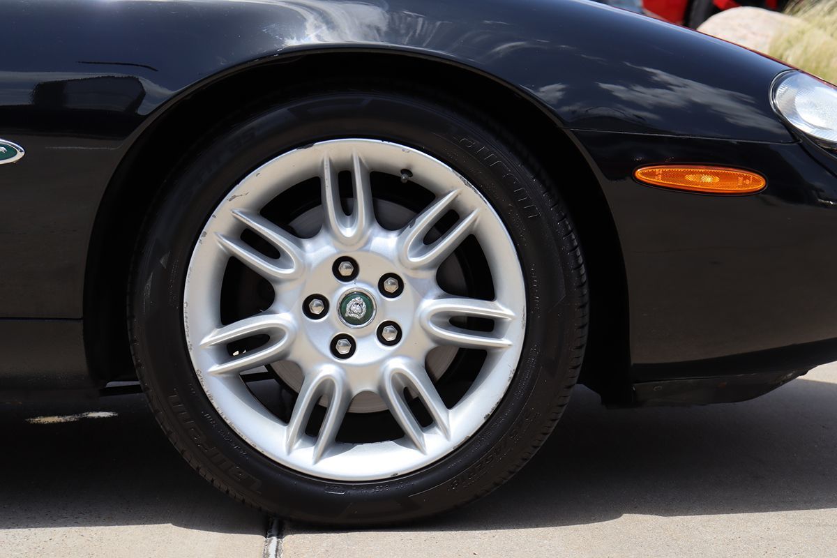 2002 Jaguar XK 8 photo 38