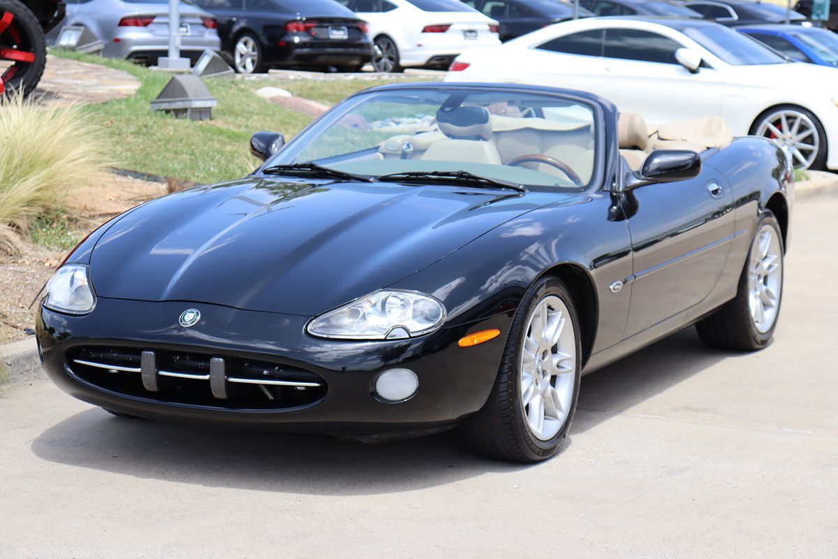 2002 Jaguar XK 8 photo 4