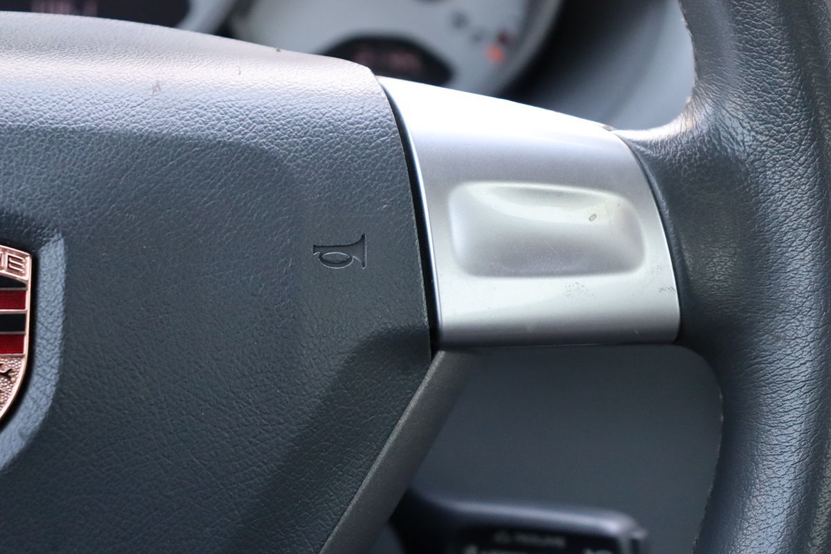 2007 Porsche Cayman S photo 18