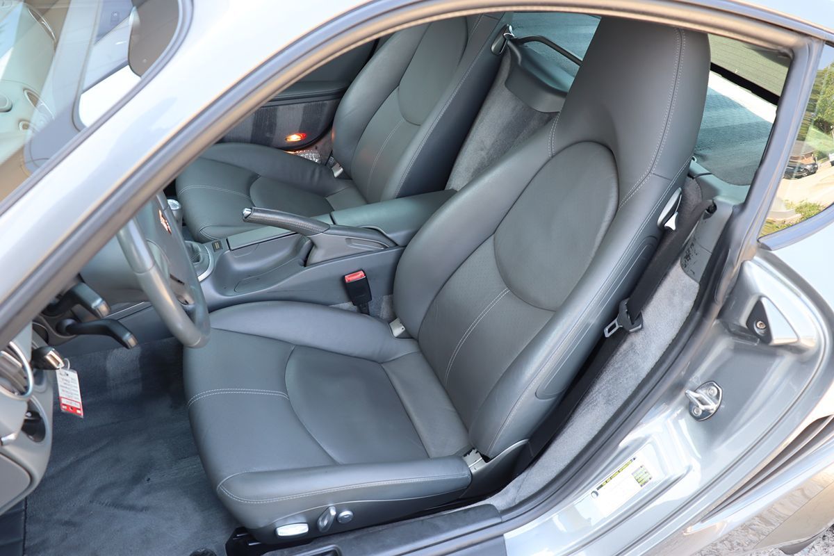 2007 Porsche Cayman S photo 26