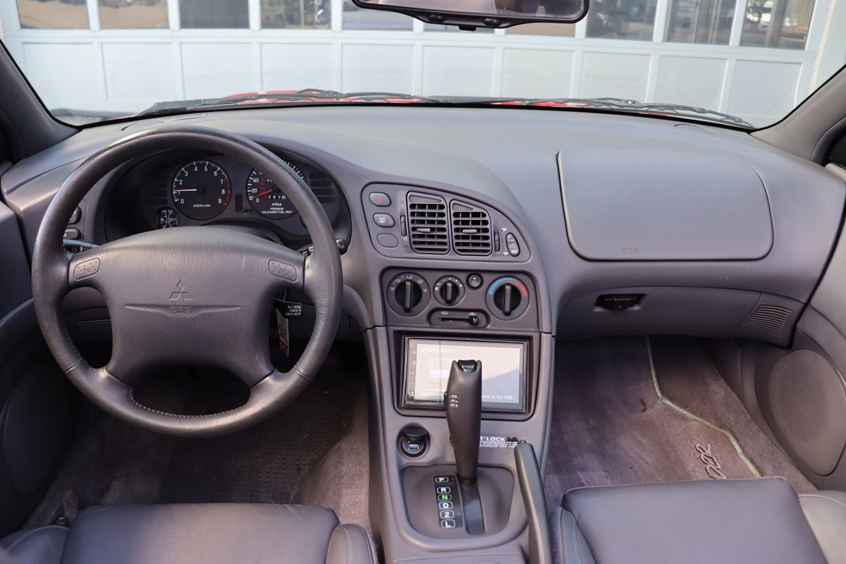 1996 Mitsubishi Eclipse Spyder photo 10