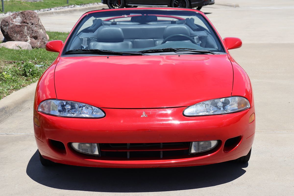 1996 Mitsubishi Eclipse Spyder photo 3