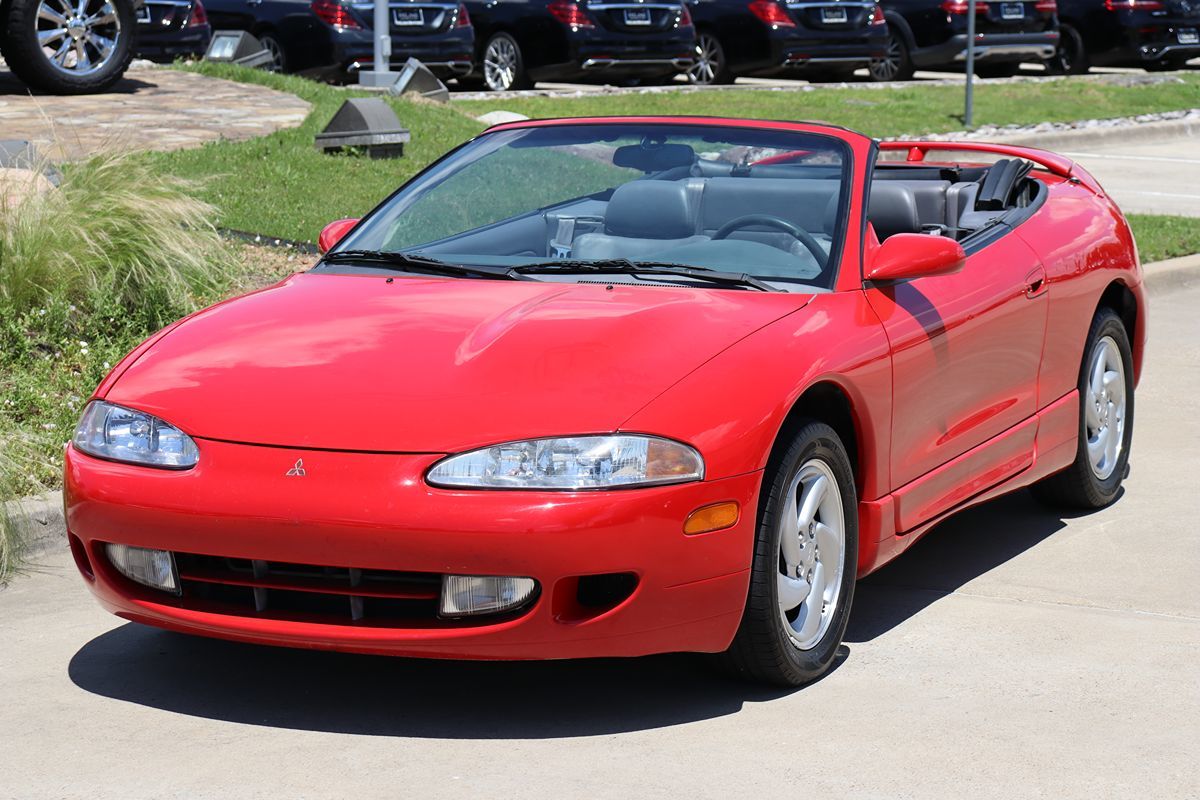 1996 Mitsubishi Eclipse Spyder photo 4