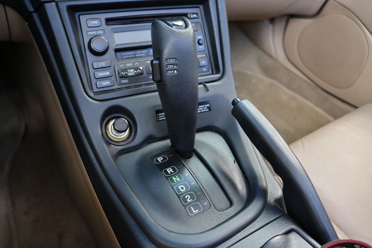 1998 Mitsubishi Eclipse Spyder photo 16